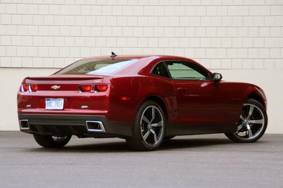  Chevrolet Camaro RS 2009 года  (фото 30 из 89)